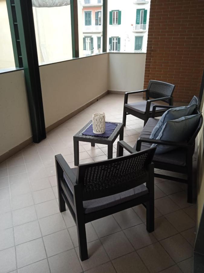 Olimpia Apartment City Center Σαλέρνο Εξωτερικό φωτογραφία